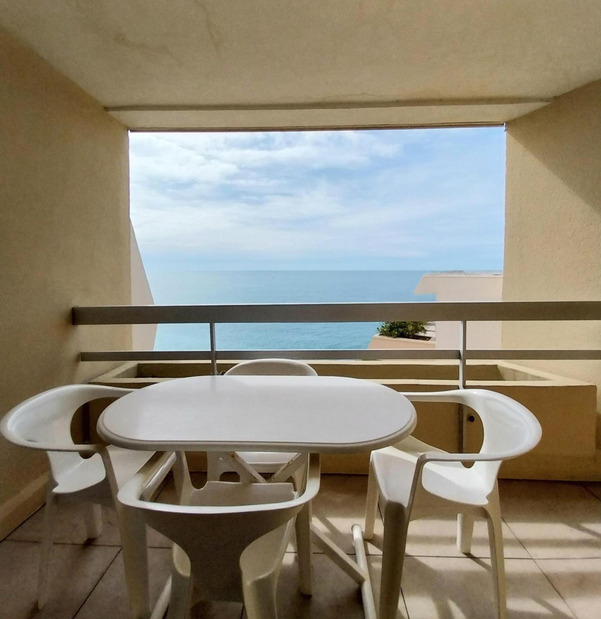 Front De Mer 2 Chambres Parking Quartier Corniche Sete Exterior photo